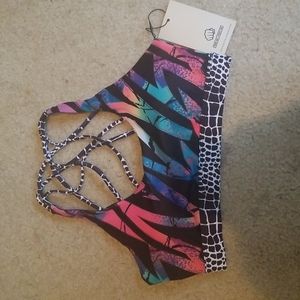 Feed Me Fight Me See Ya L8r Sportsbra